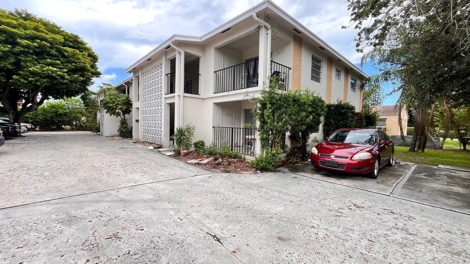 126 S D Street # 7, FL 33460