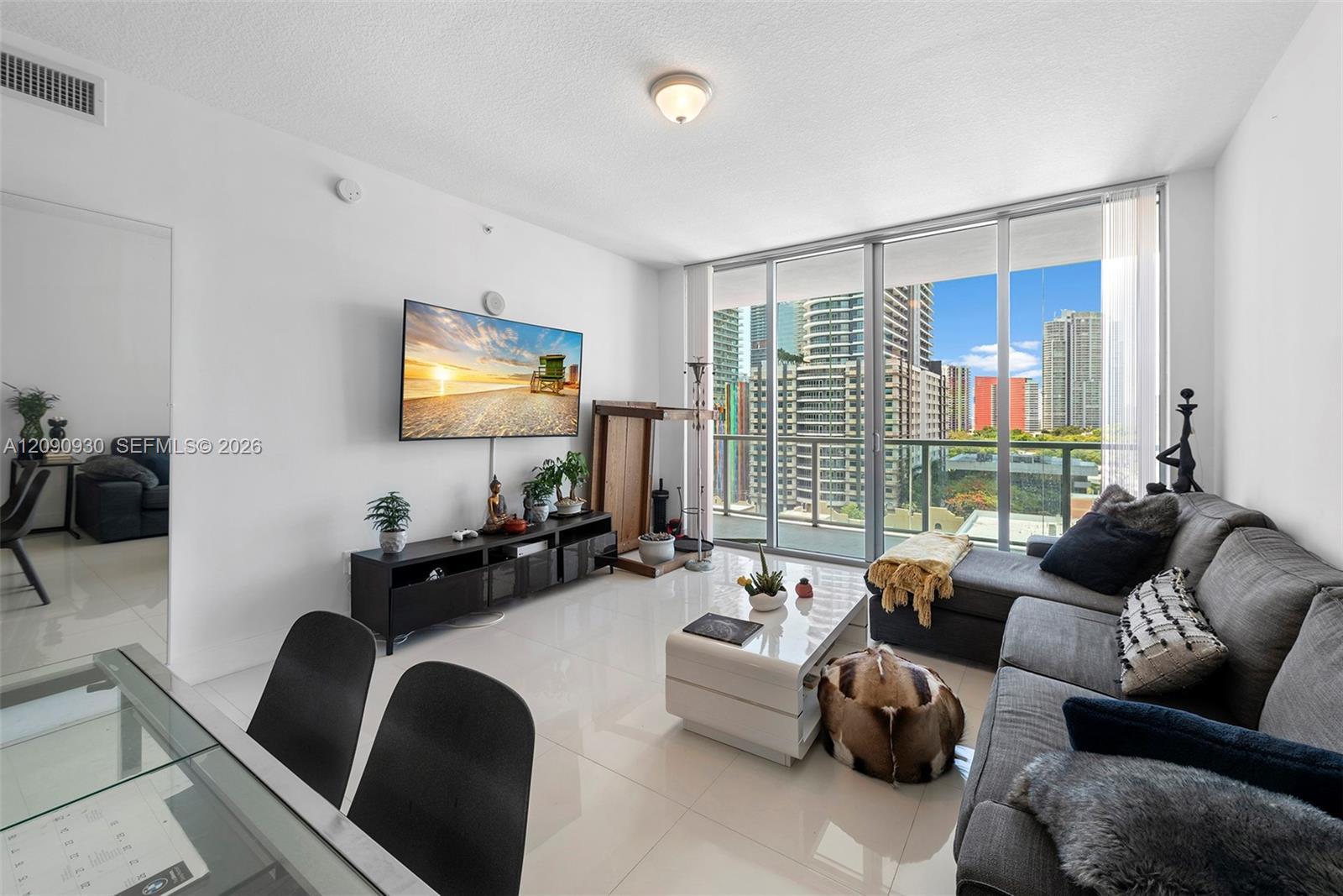 79 SW 12 St, Miami FL 33130 photo 3