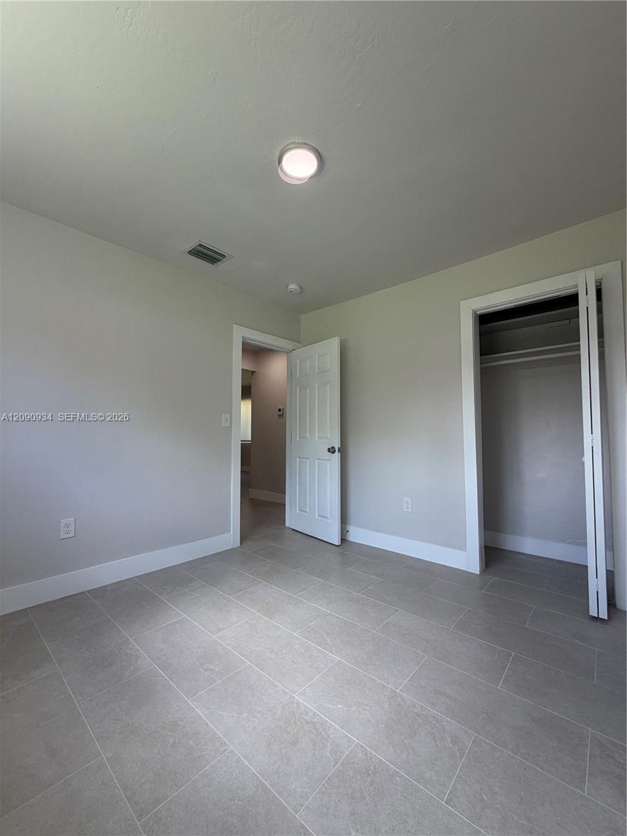 9940 SW 212th St, Cutler Bay FL 33189 photo 4