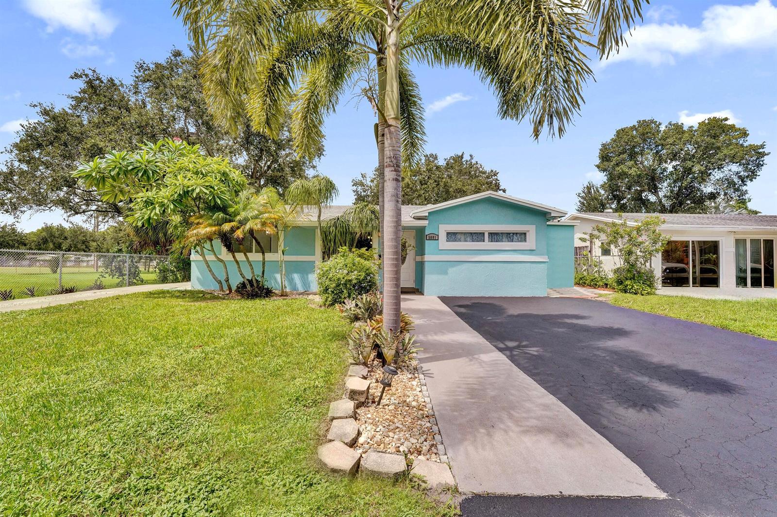 5081 SW 29TH Way, Dania Beach FL 33312
