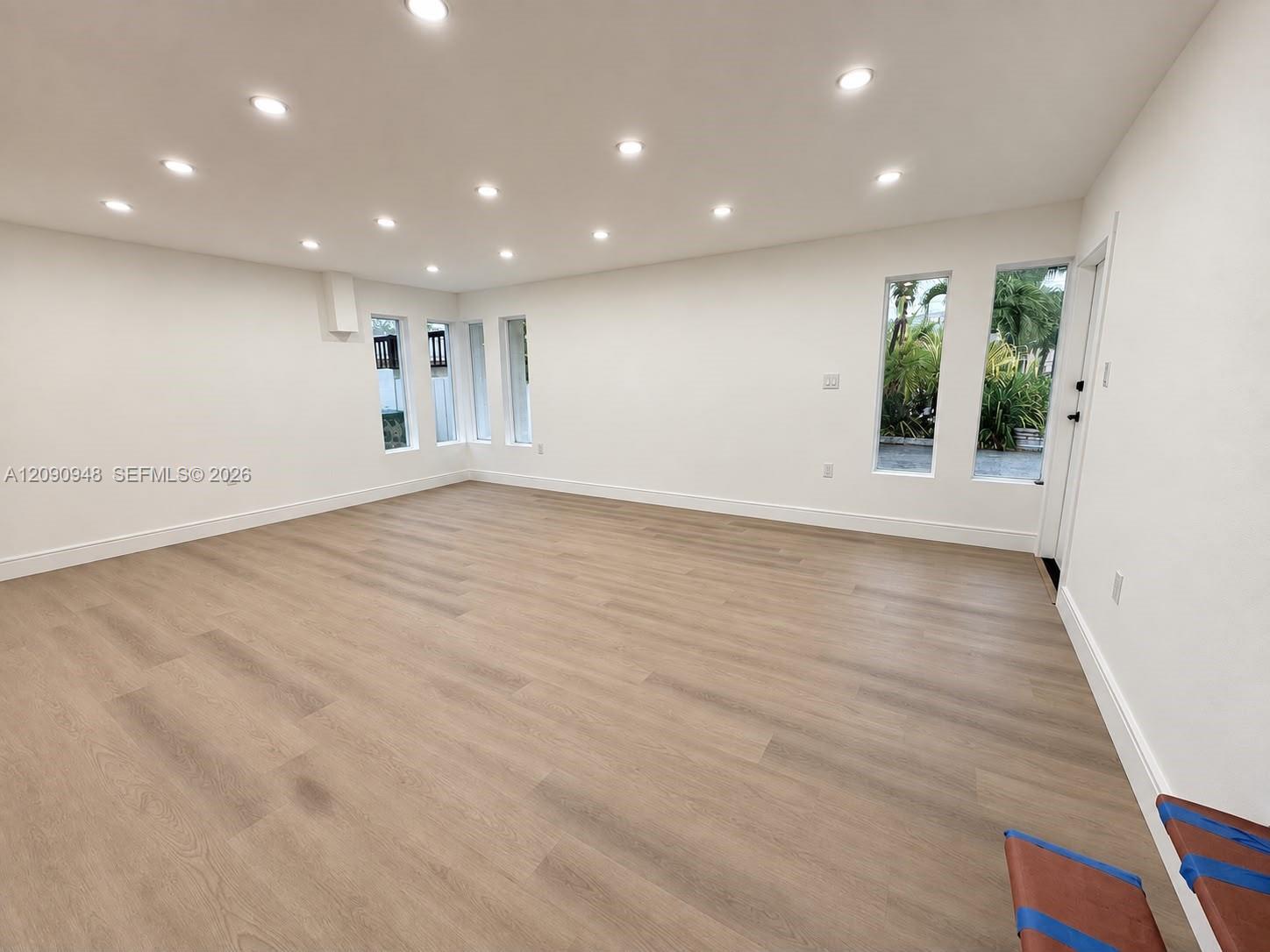 3301 nw 13th terr, Miami FL 33125 photo 3