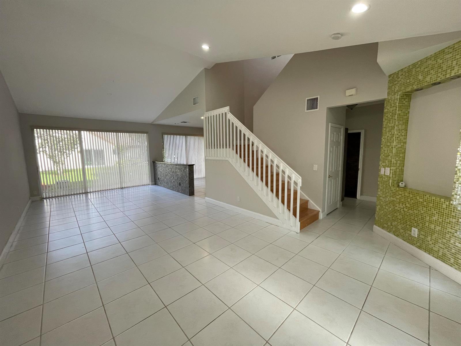 23395 Water Circle, Boca Raton FL 33486 photo 2