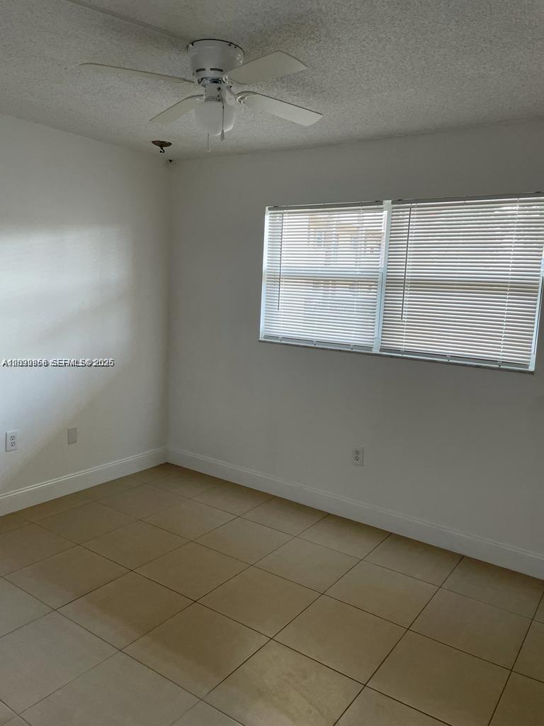 8325 Sunrise Lakes Blvd # 104, Sunrise FL 33322 photo 5
