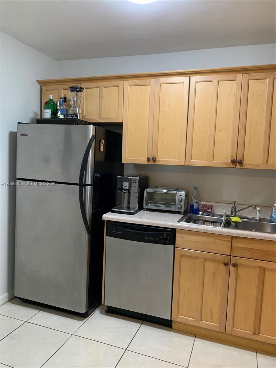 12290 NE 11th Ct # 202, North Miami FL 33161 photo 4