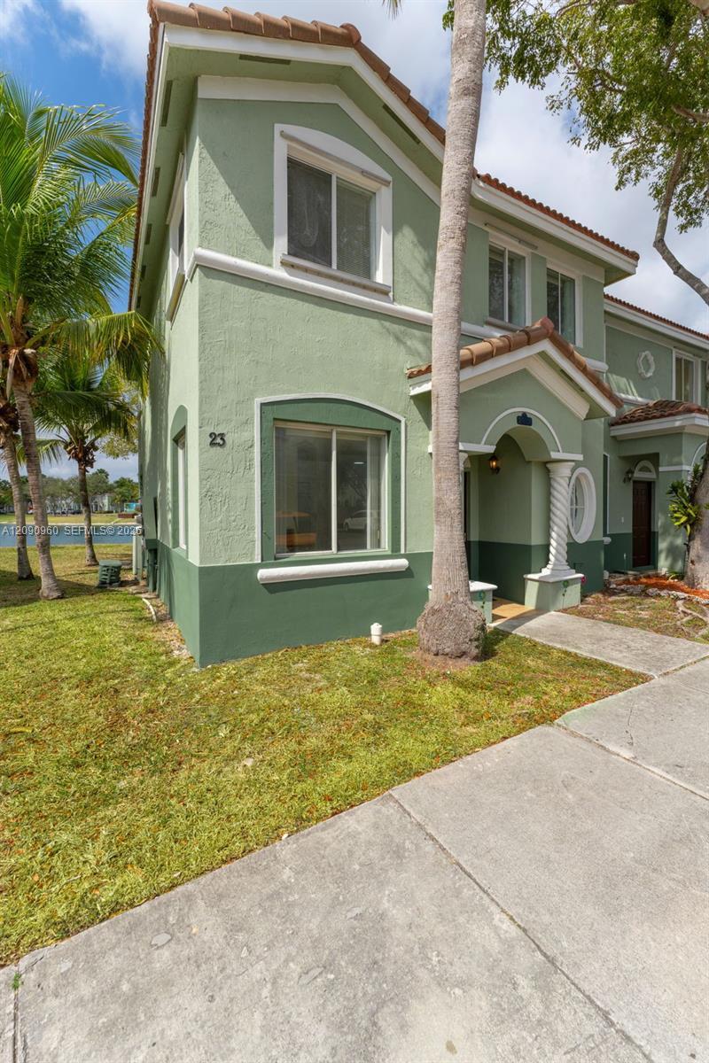 2712 SE 15th Pl, Homestead FL 33035 photo 3