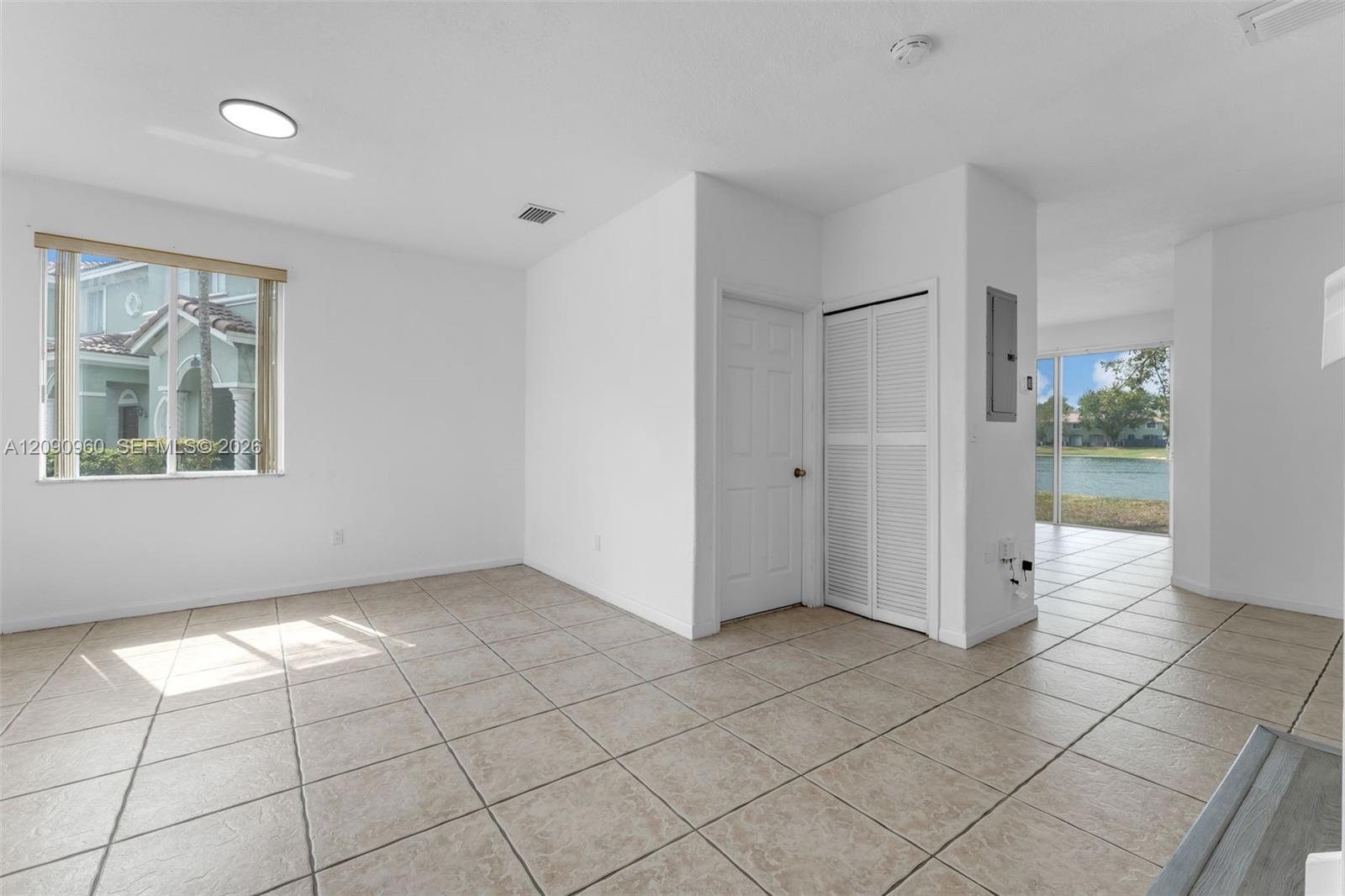 2712 SE 15th Pl, Homestead FL 33035 photo 5