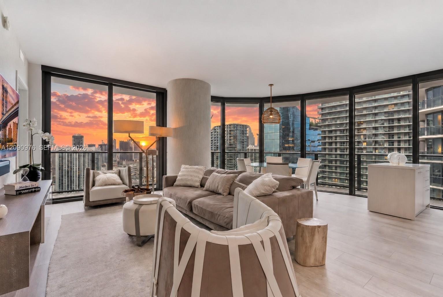 55 SW 9th St # 4001, Miami FL 33130 photo 2