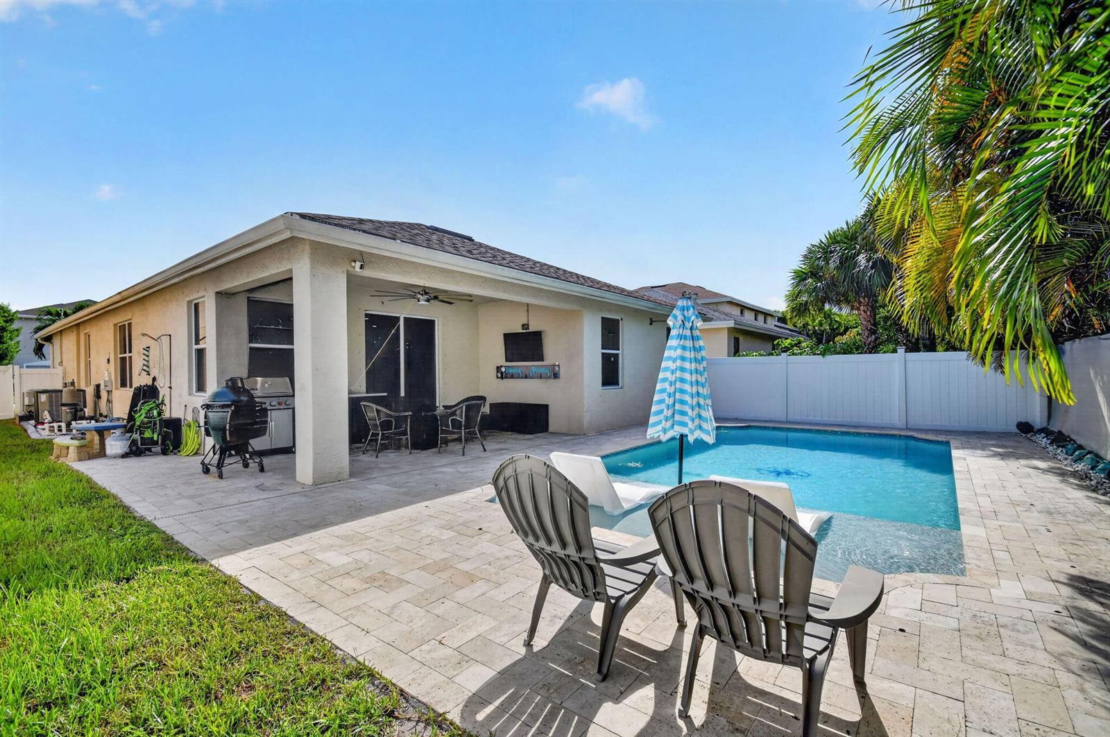 4065 Tomoka Drive, Lake Worth FL 33462 photo 4