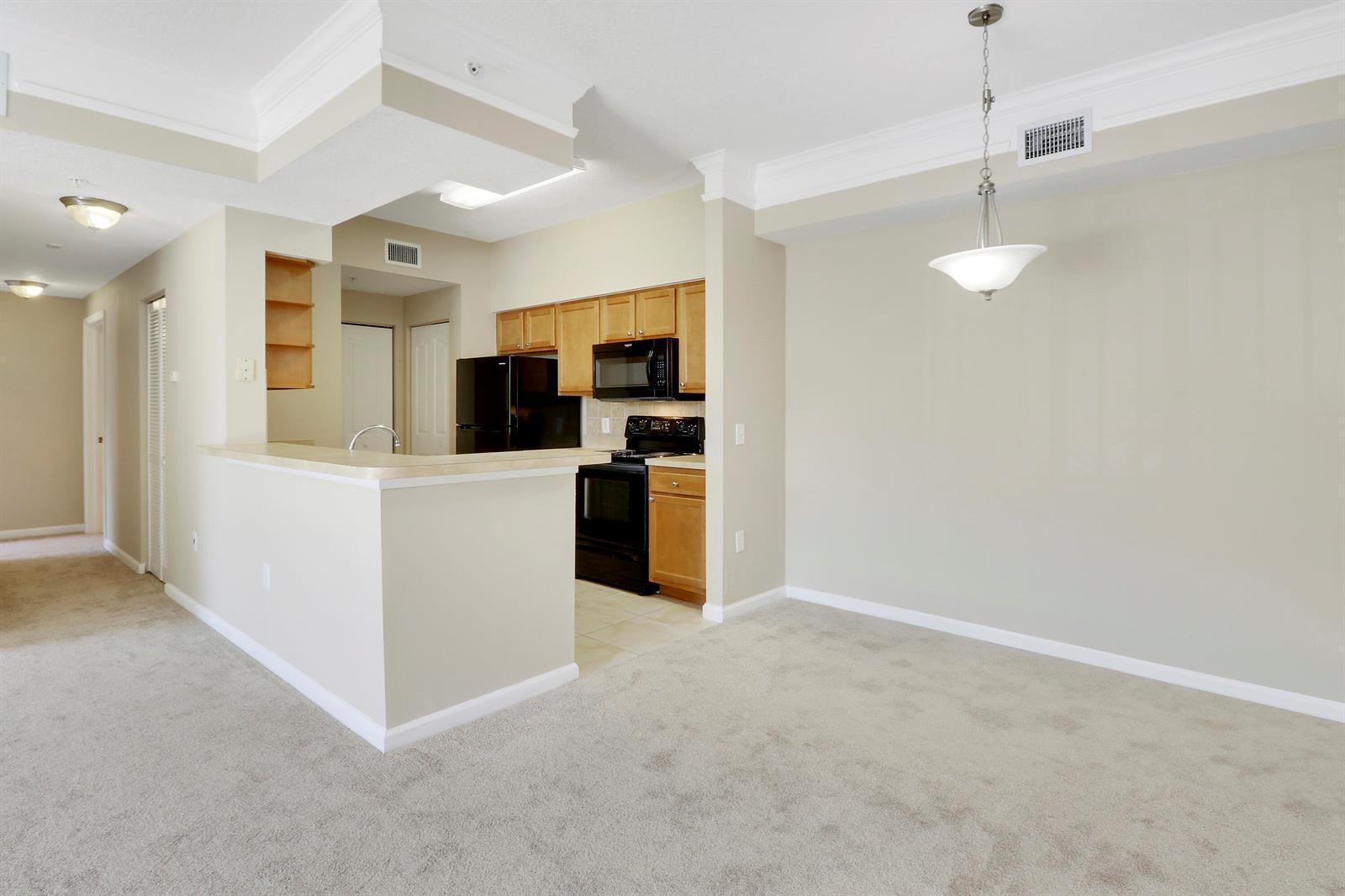 9211 Myrtlewood Circle W, Palm Beach Gardens FL 33418 photo 4