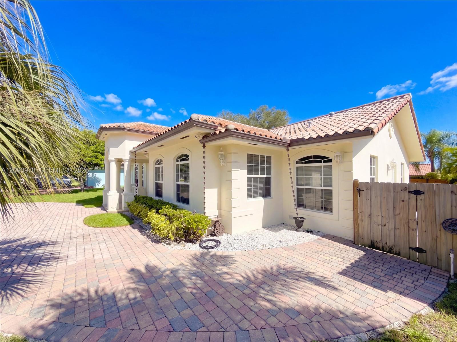 9444 SW 78th St, Miami FL 33173 photo 4