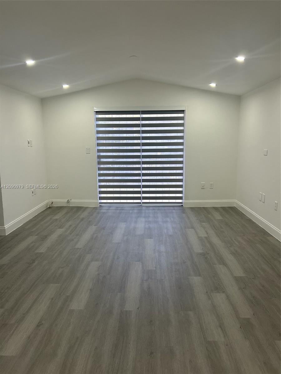 4725 NW 7th St # 3, Miami FL 33126 photo 2