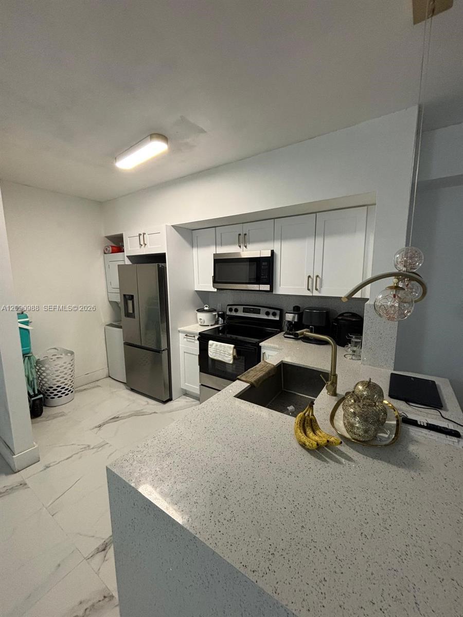 5077 NW 7th St # 912, Miami FL 33126 photo 3