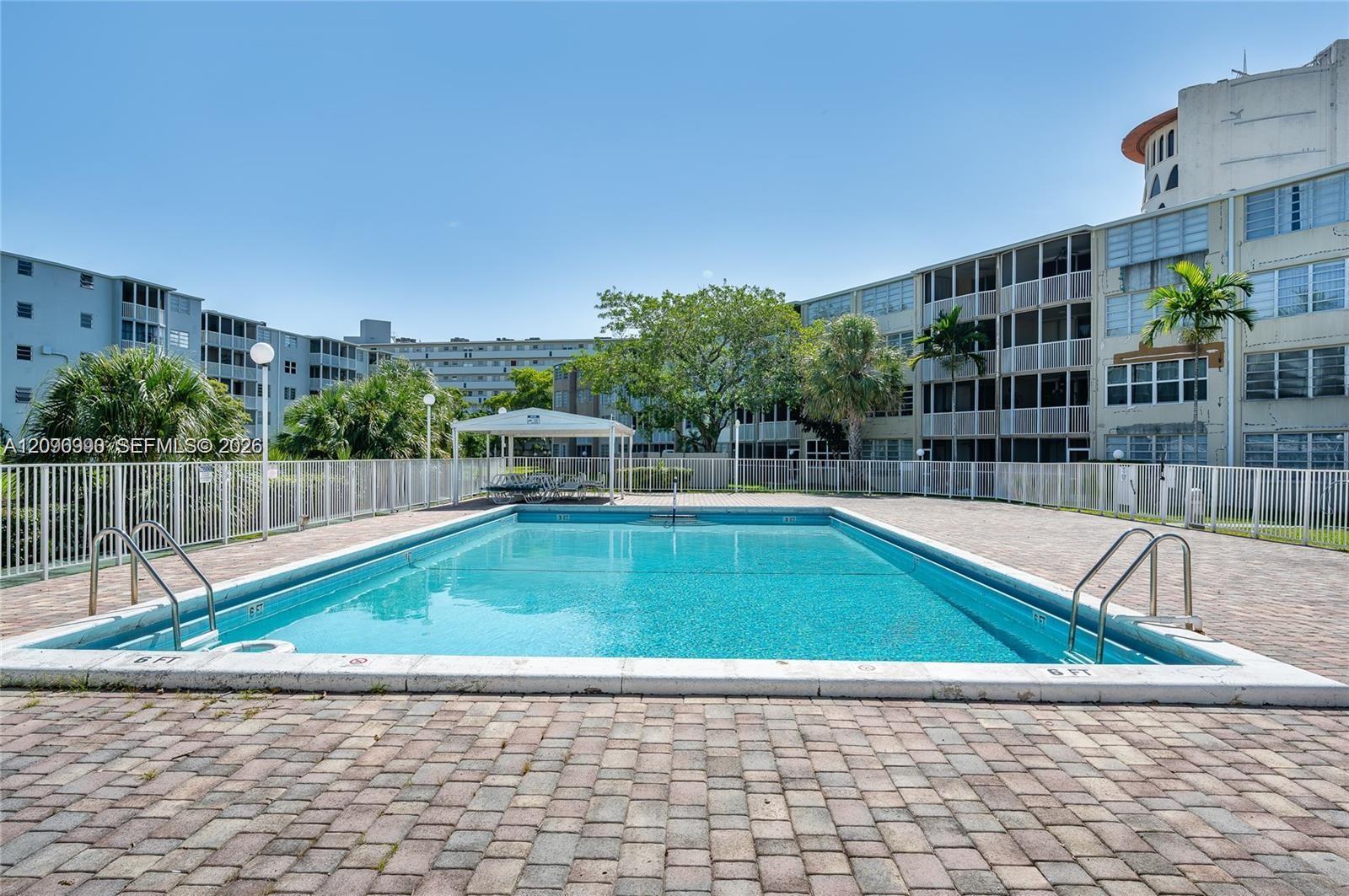1680 NE 191st St # 2, Miami FL 33179
