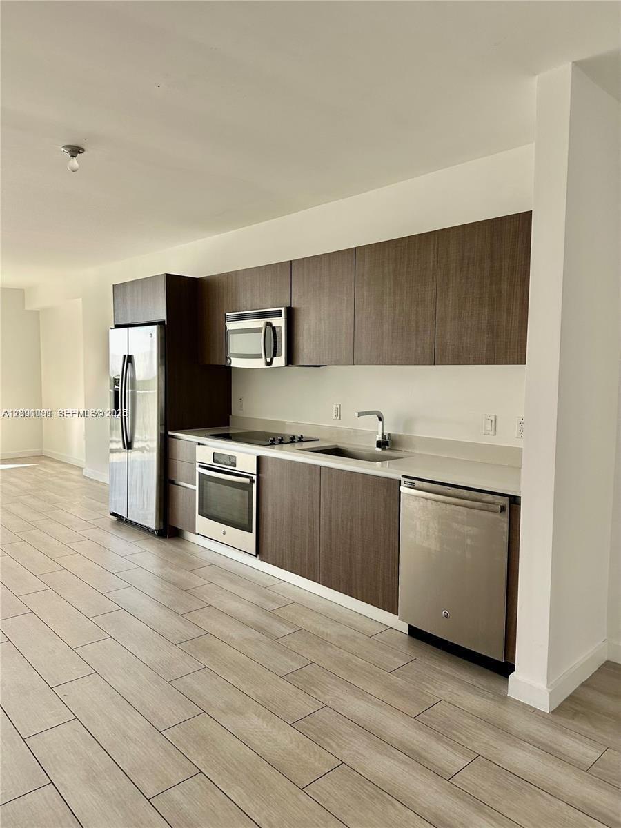 1600 SW 1st Ave # 605, Miami FL 33129 photo 2