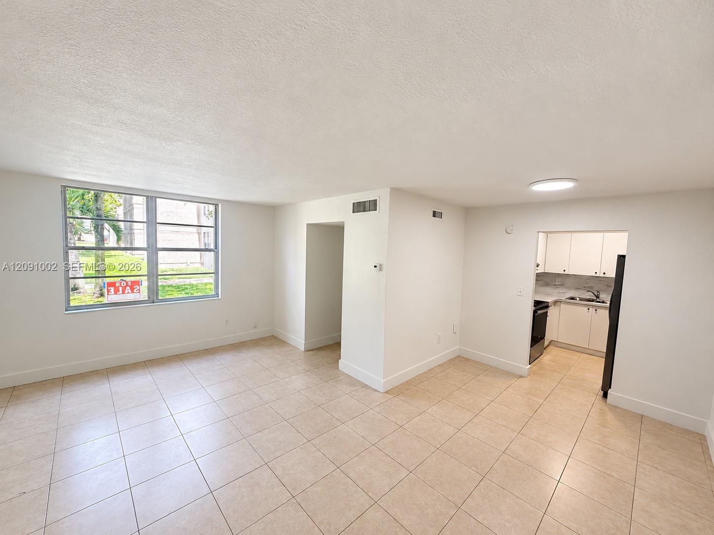1875 W 56th St # 109, Hialeah FL 33012