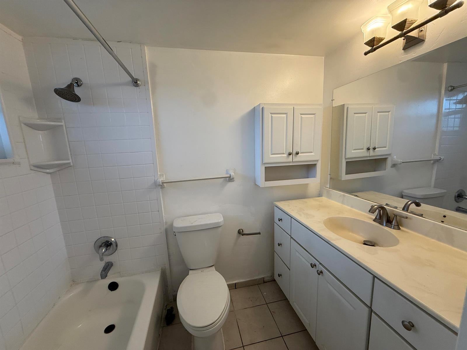 909 SE 14TH Court # 5, Fort Lauderdale FL 33316 photo 3