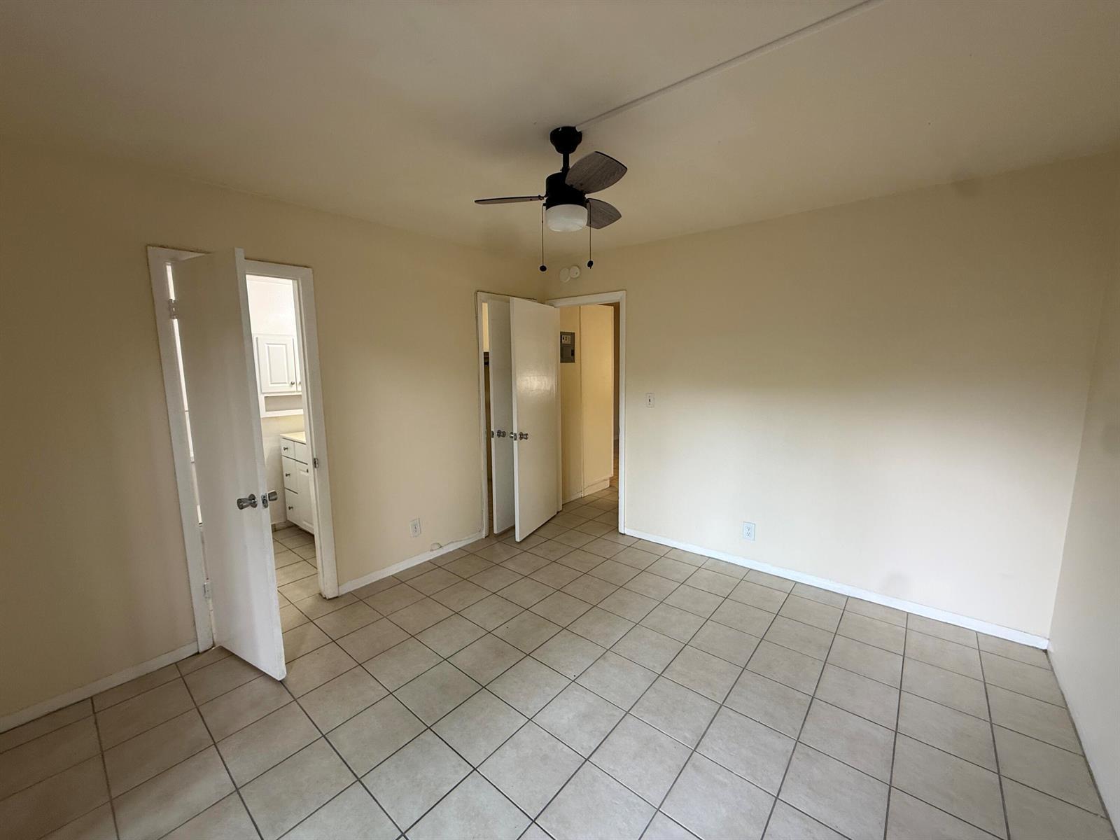 909 SE 14TH Court # 5, Fort Lauderdale FL 33316 photo 4