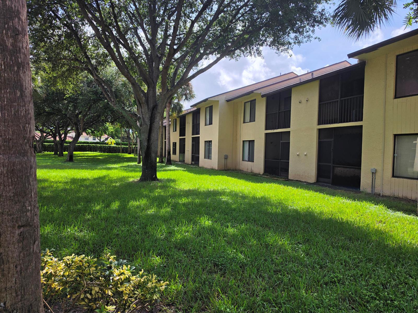 6551 ARLEIGH Court # 203, Boca Raton FL 33433 photo 2
