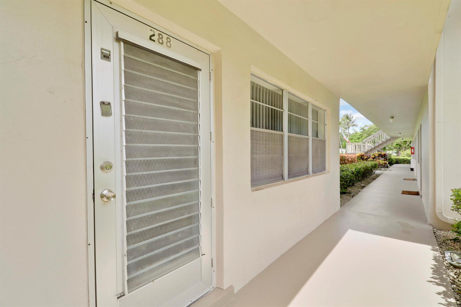 288 Northampton # O, West Palm Beach FL 33417
