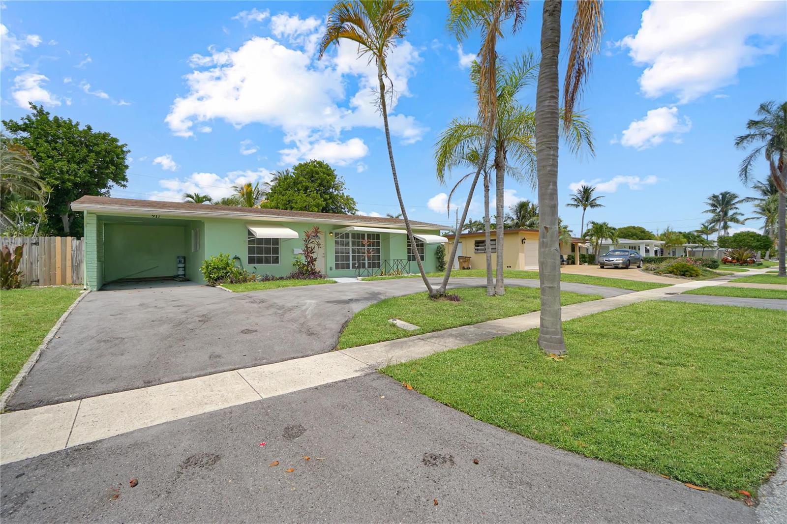 917 SE 15th Court, Deerfield Beach FL 33441 photo 3