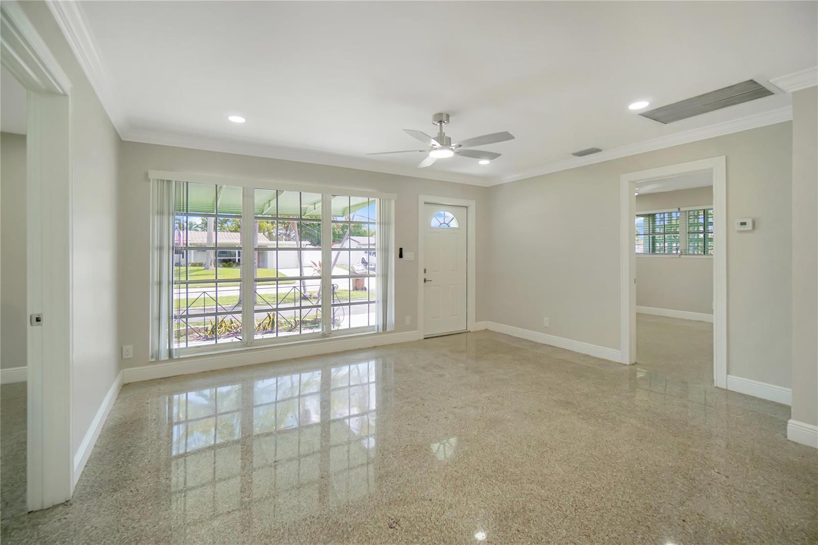 917 SE 15th Court, Deerfield Beach FL 33441 photo 5