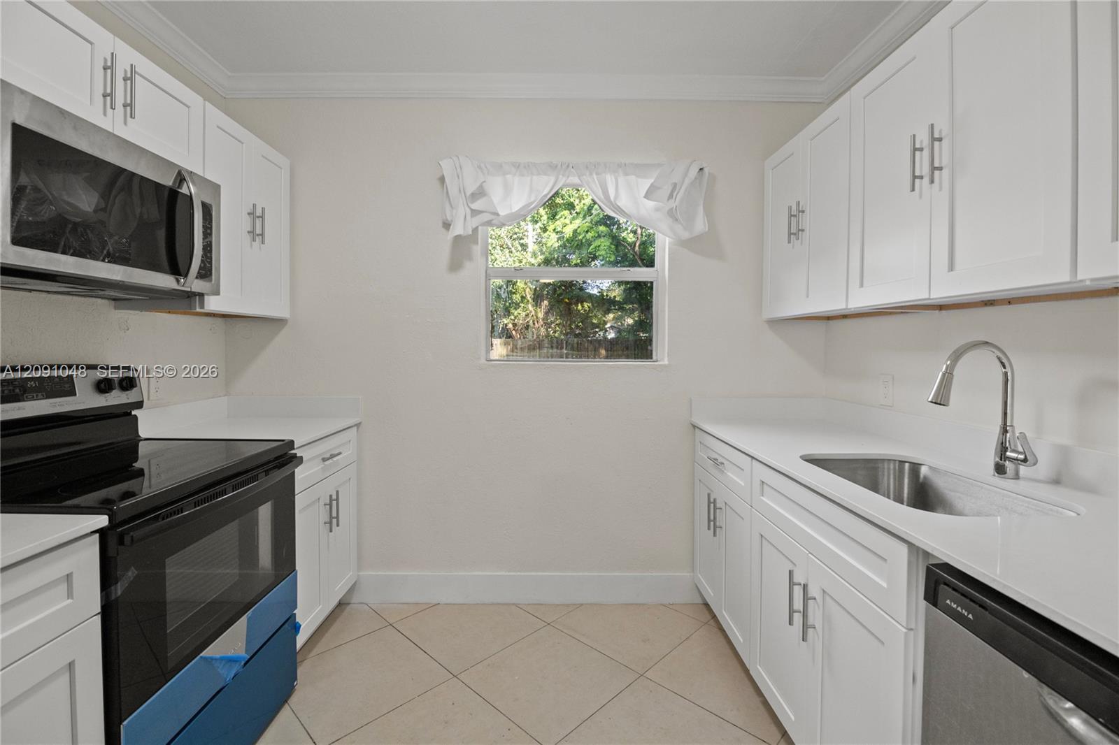 1140 NW 3rd Ave, Fort Lauderdale FL 33311 photo 3