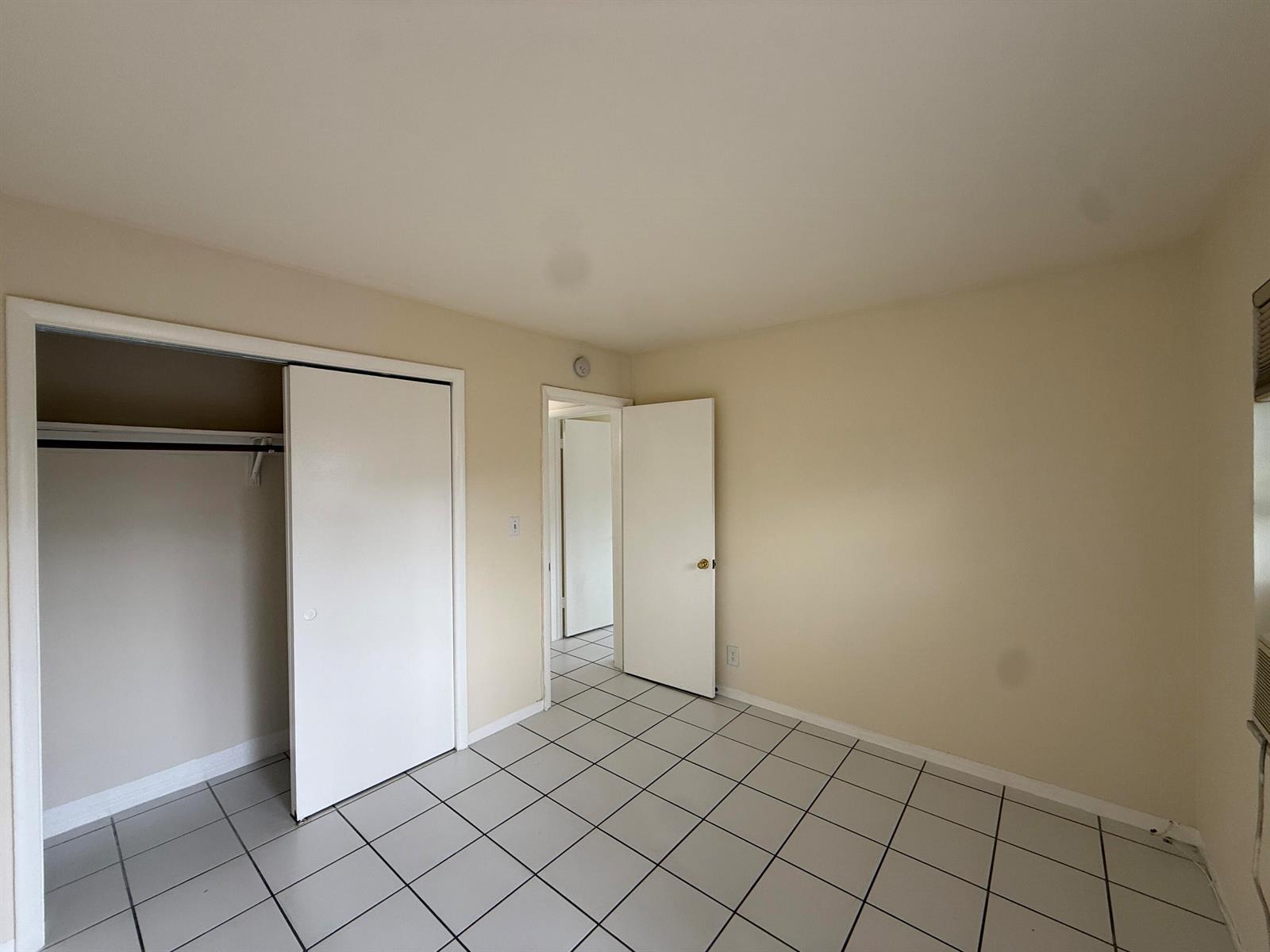 909 SE 14th Court # 2, Fort Lauderdale FL 33316 photo 3