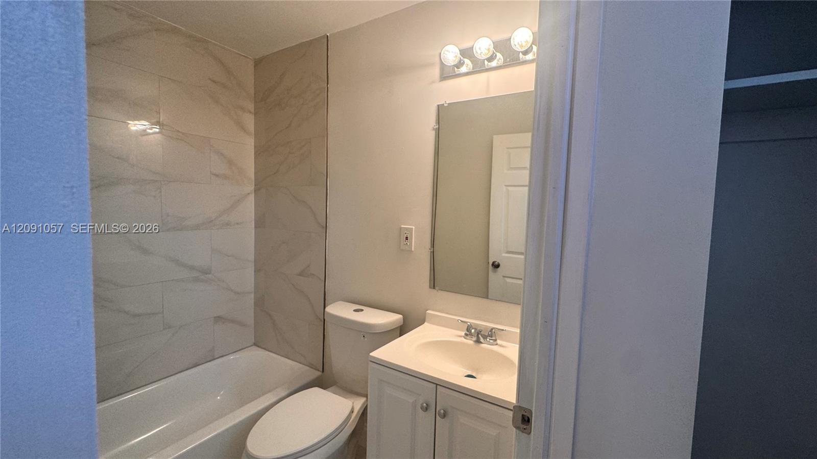 1923 Roosevelt St # 6, Hollywood FL 33020 photo 2