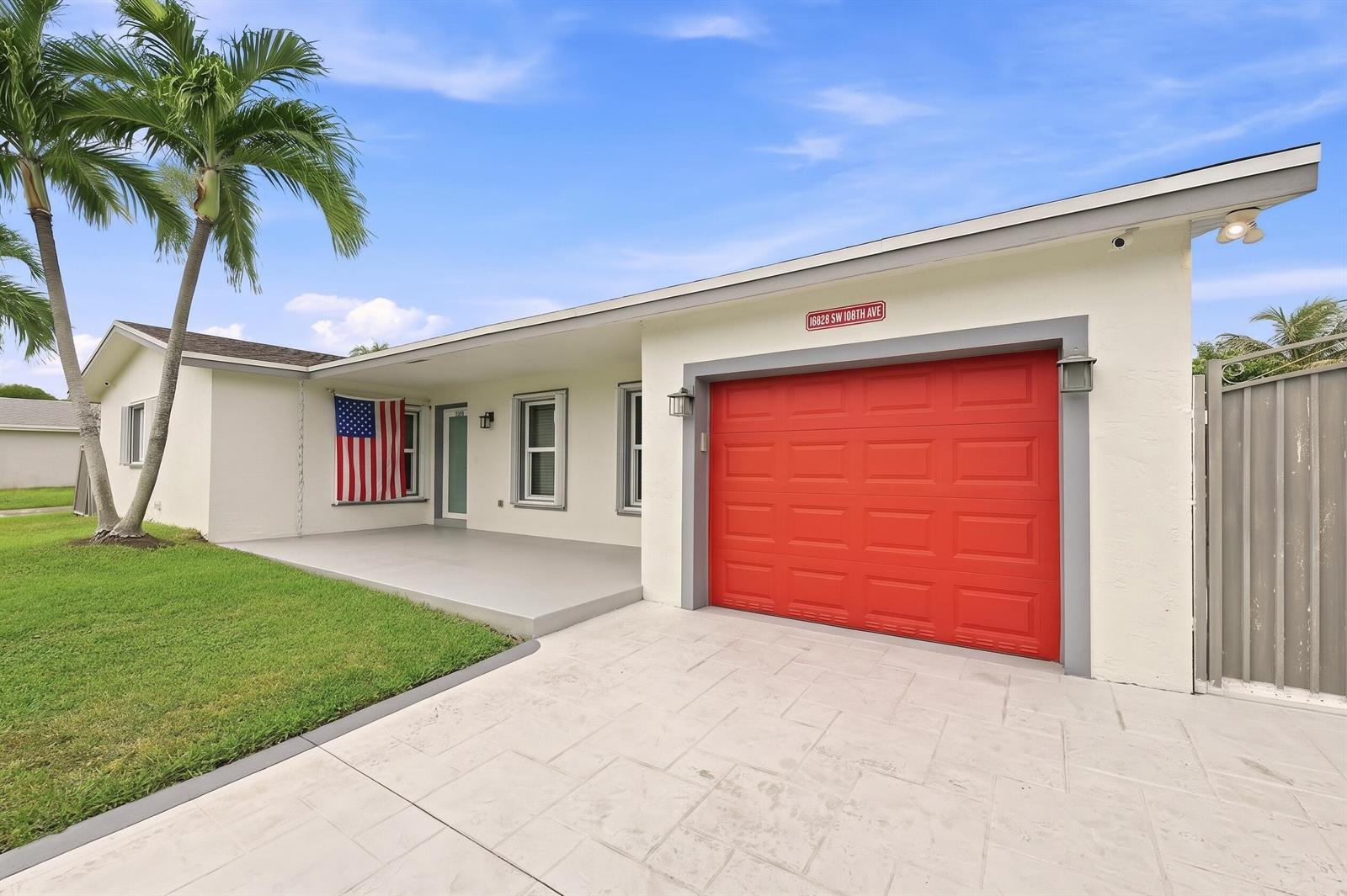 16820 SW 108TH Avenue, Miami FL 33157 photo 2