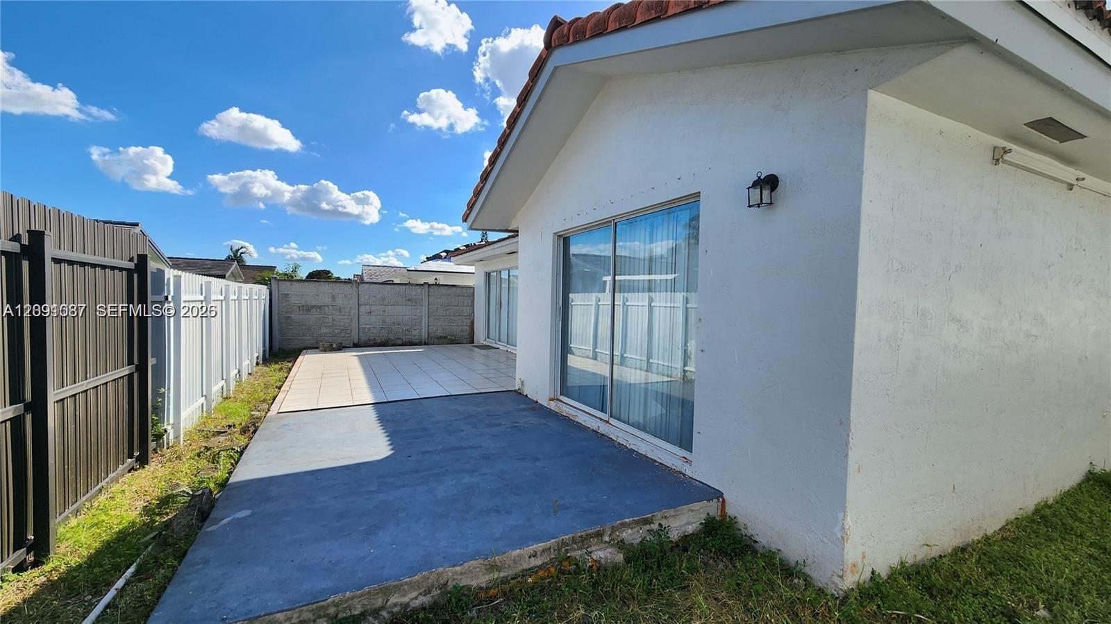 Miami, FL 33177 photo 3