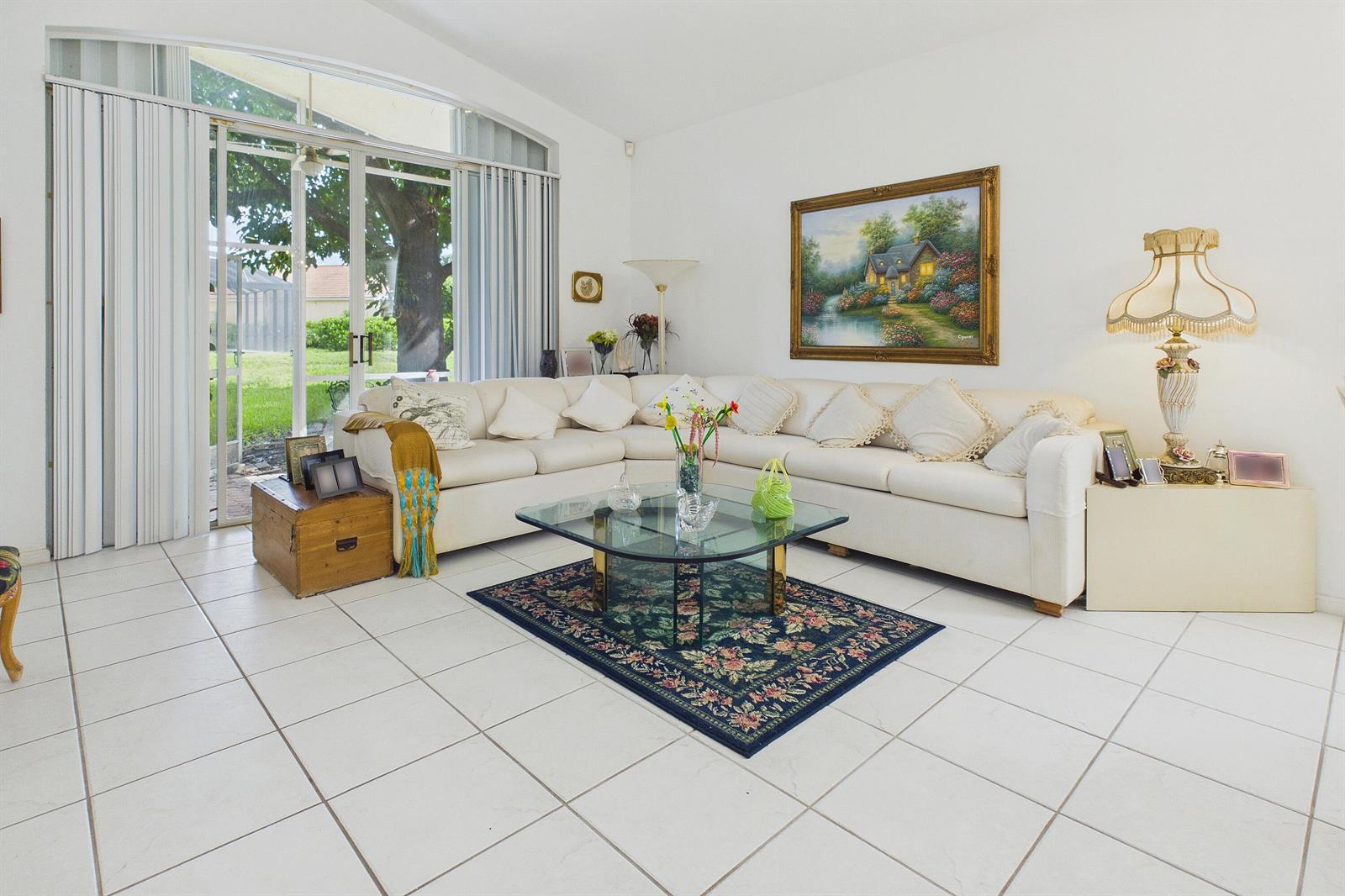 7032 Cataluna Circle, Delray Beach FL 33446 photo 4