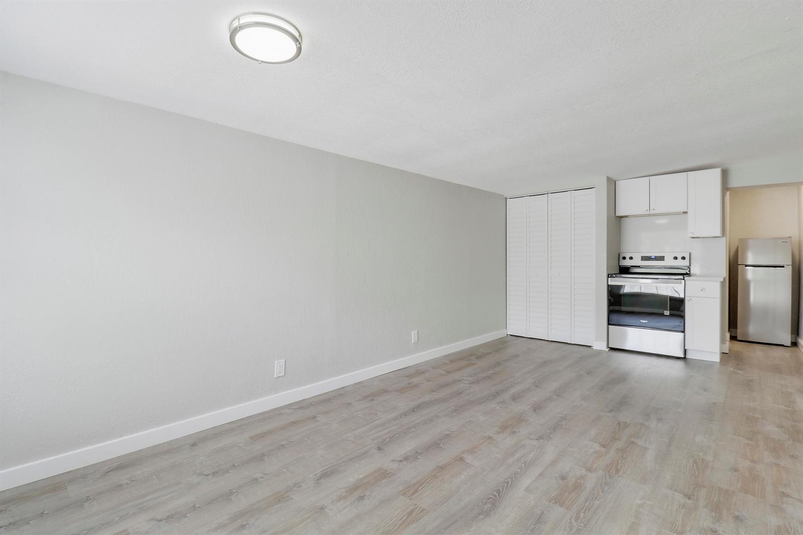 711 4th Avenue S # 709, FL 33460 photo 3