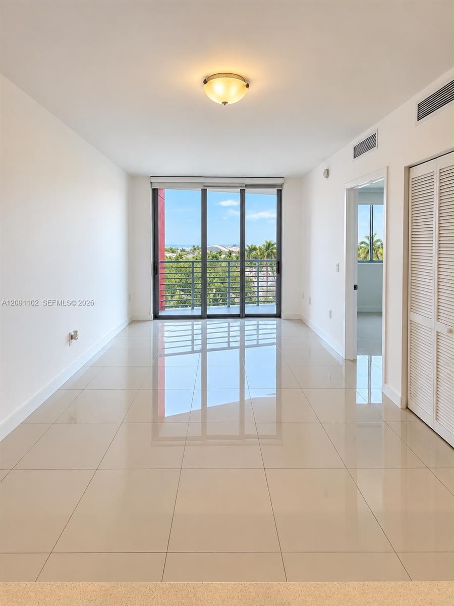 7661 NW 107th Ave # 409, Doral FL 33178 photo 4