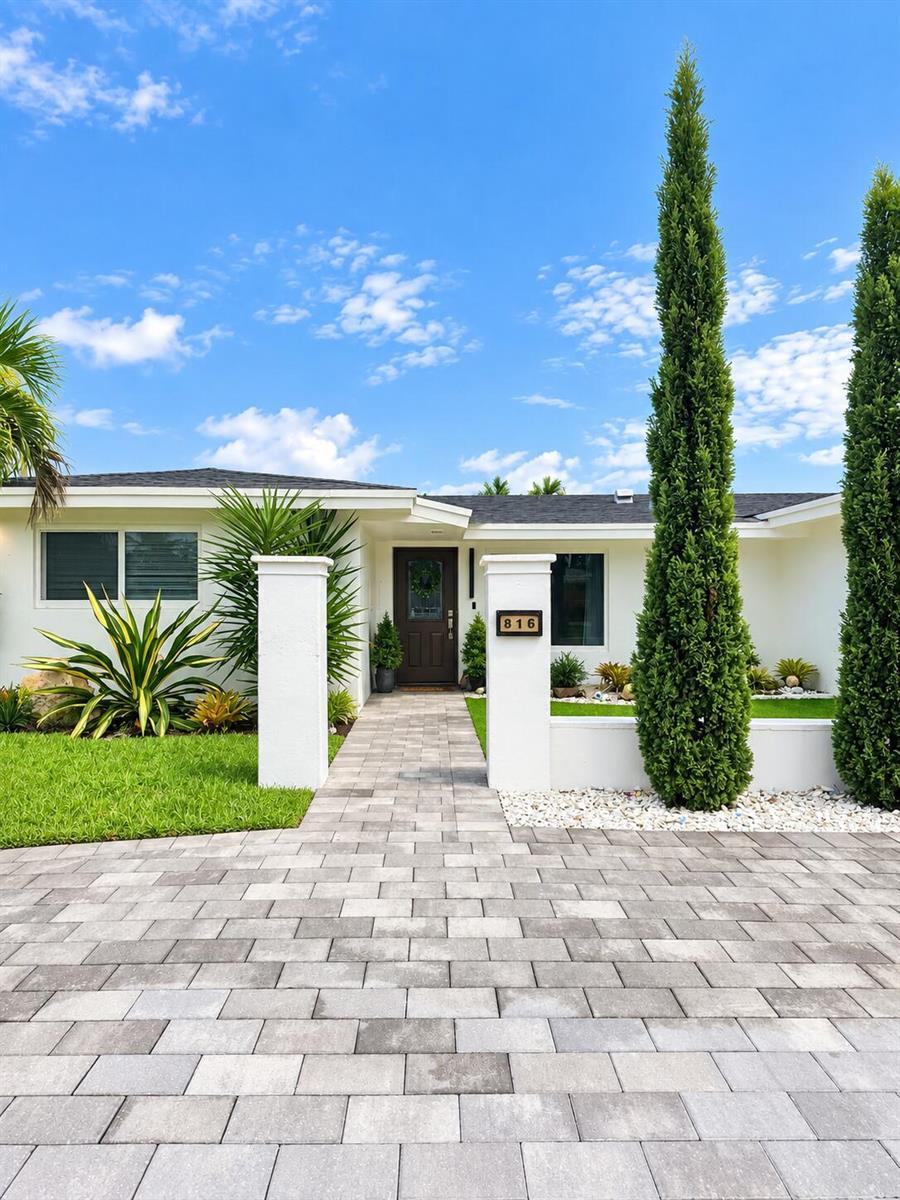 816 SW 2nd Street, Boca Raton FL 33486 photo 2