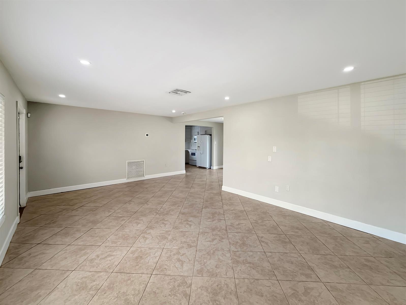 1321 NE 46TH Street, Oakland Park FL 33334 photo 4