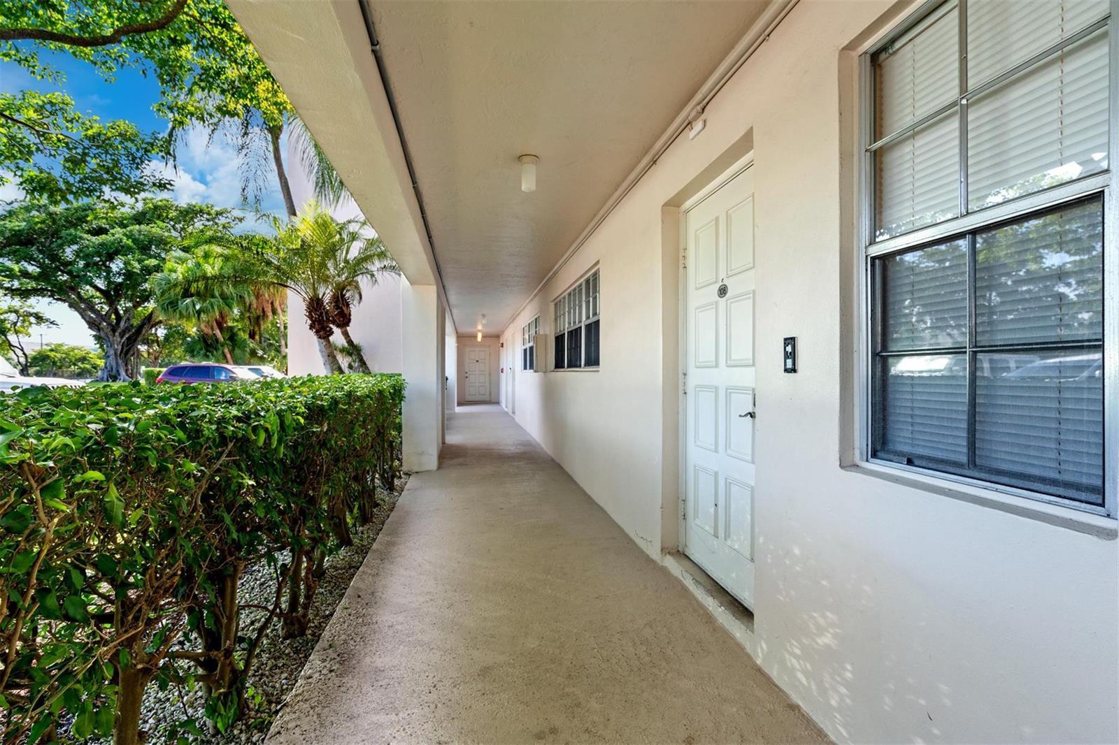 3151 S PALM AIRE Drive # 108, Pompano Beach FL 33069 photo 3