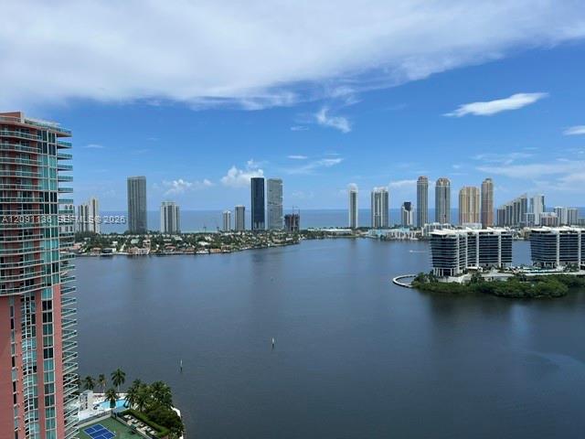 3330 NE 190th St, Aventura FL 33180 photo 2