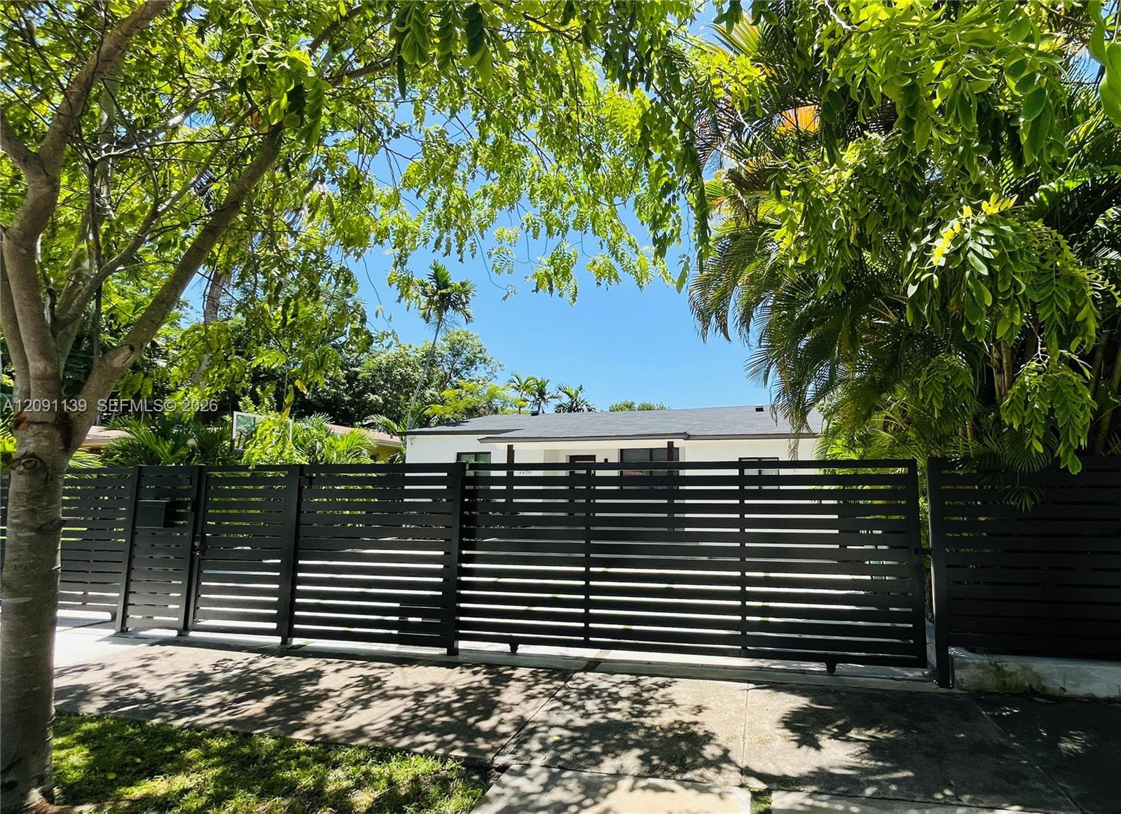 2250 SW 23rd St, Miami FL 33145