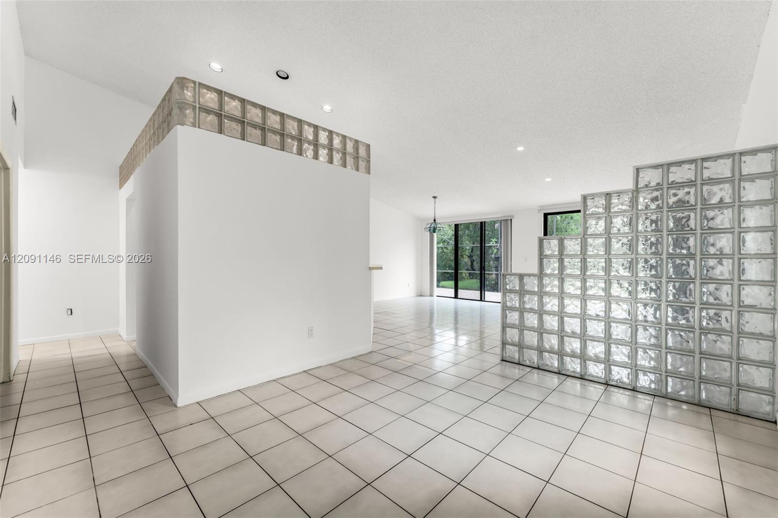3807 Alcantara Ave # 77, Doral FL 33178 photo 2