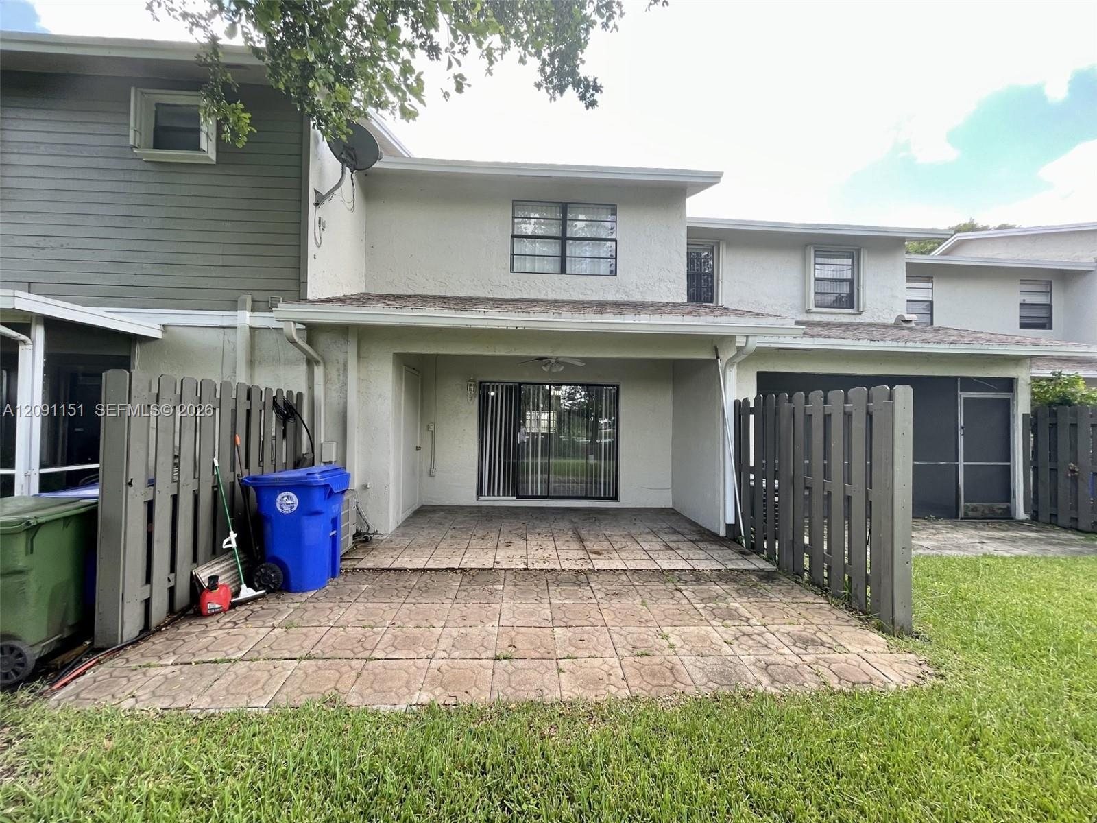 10781 NW 11th St # 10781, Pembroke Pines FL 33026 photo 2