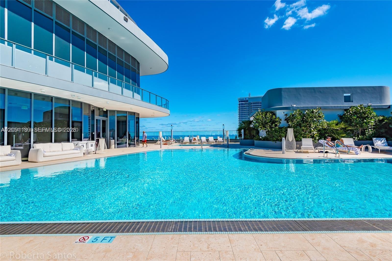 1000 Brickell Plz # 3011, Miami FL 33131 photo 2