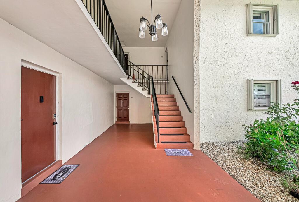 445 LAKE FRANCES Drive # 445, West Palm Beach FL 33411 photo 3