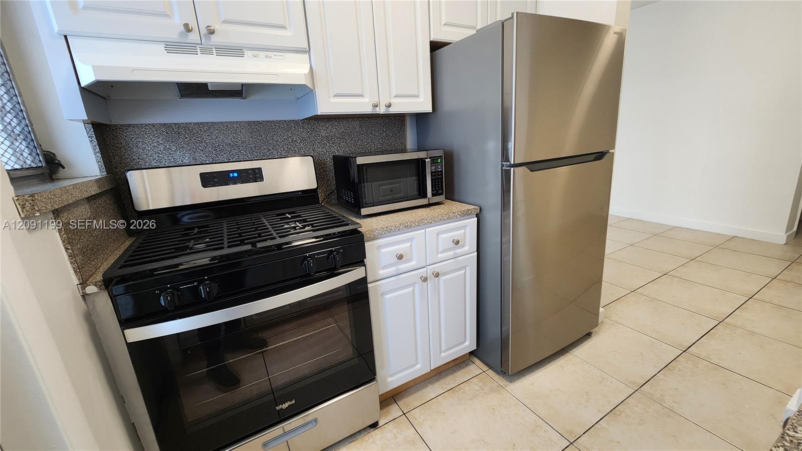1231 Pennsylvania Ave # 10, Miami Beach FL 33139 photo 3