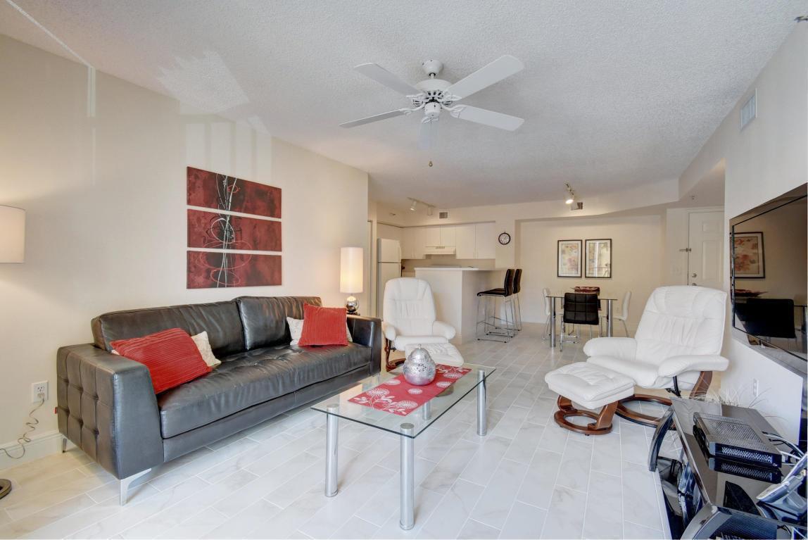 135 Yacht Club Way # 207, Hypoluxo FL 33462 photo 4