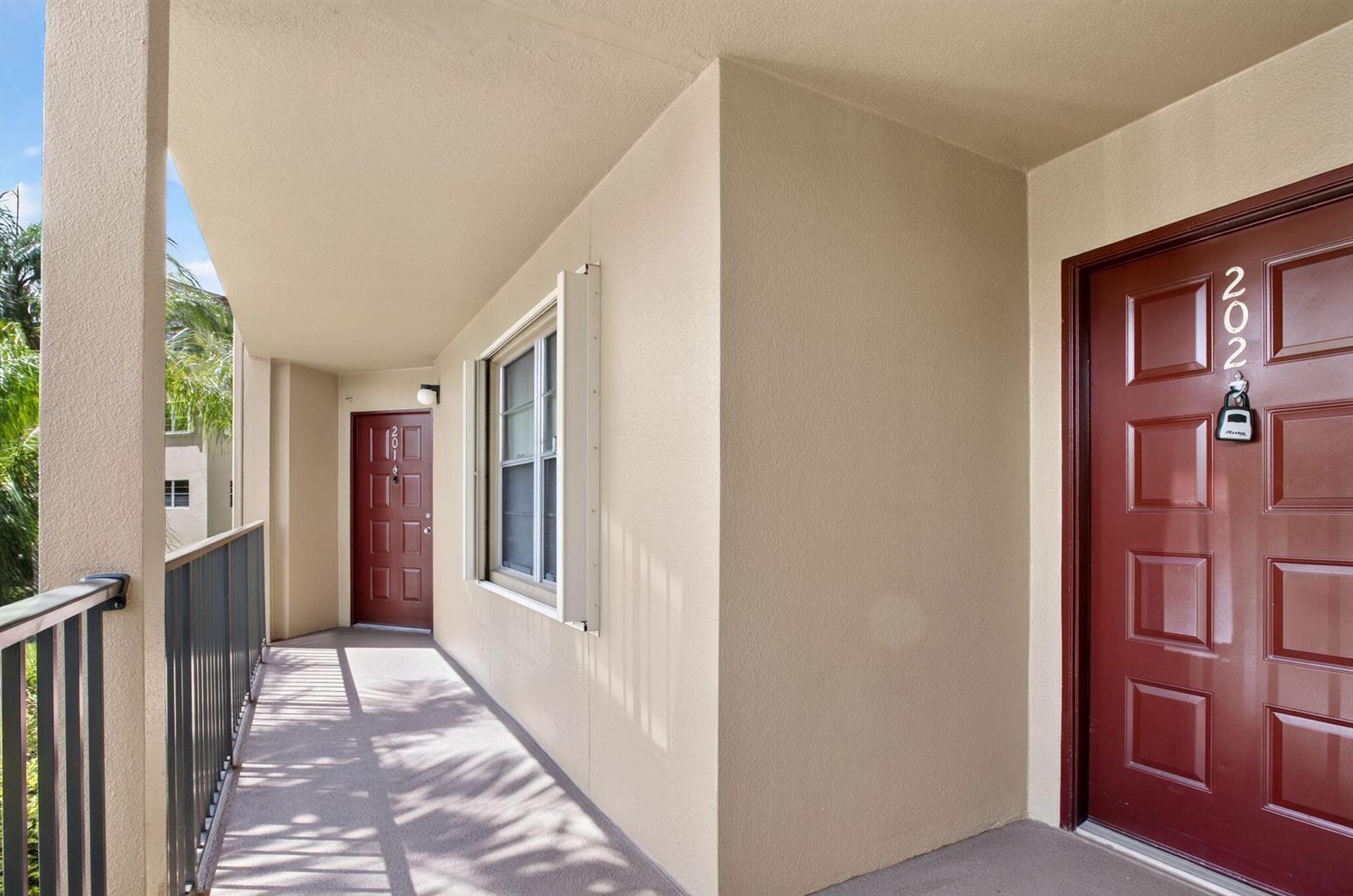 300 SW 130TH Terrace # 202B, Pembroke Pines FL 33027 photo 2