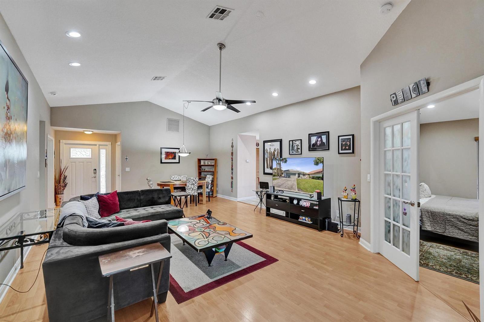 9355 NW 18TH Drive, Plantation FL 33322 photo 3