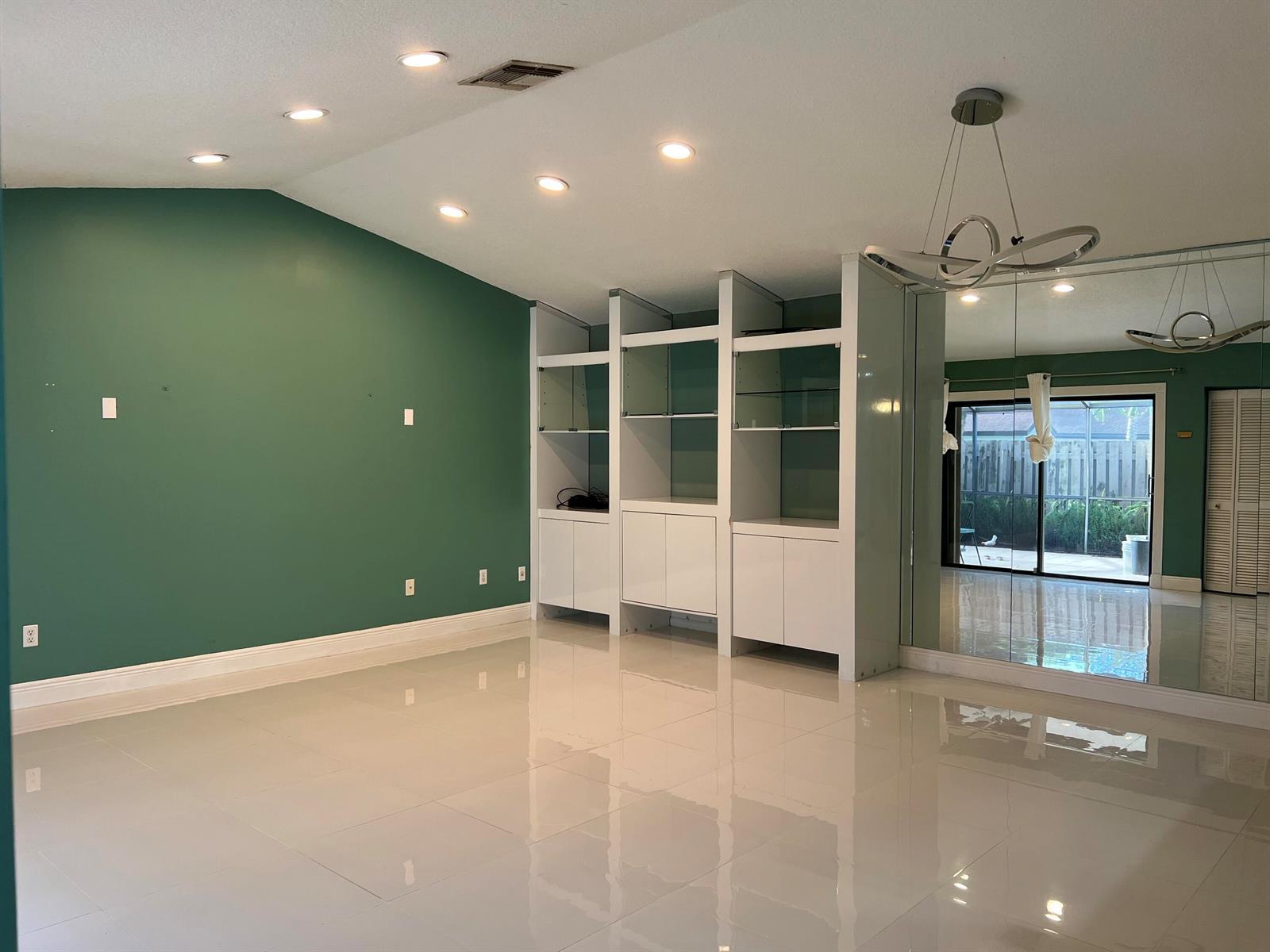 8951 SW 19TH Street # G, Boca Raton FL 33433