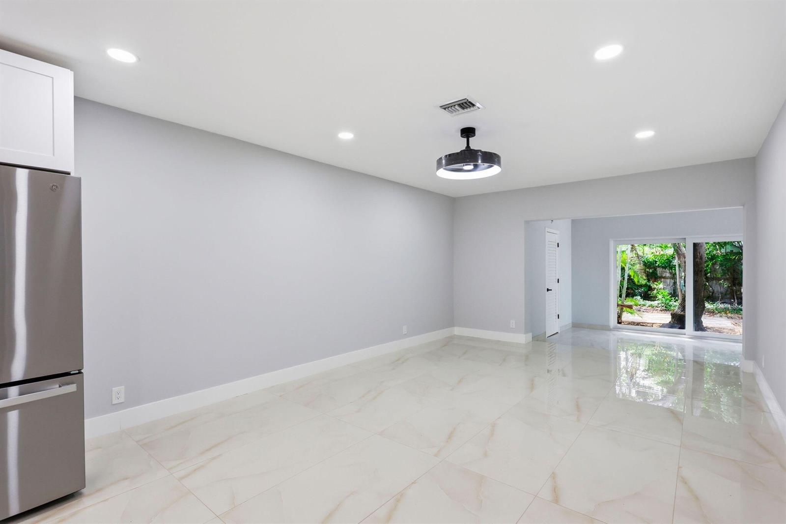 2999 NE 2ND Avenue, Boca Raton FL 33431 photo 4
