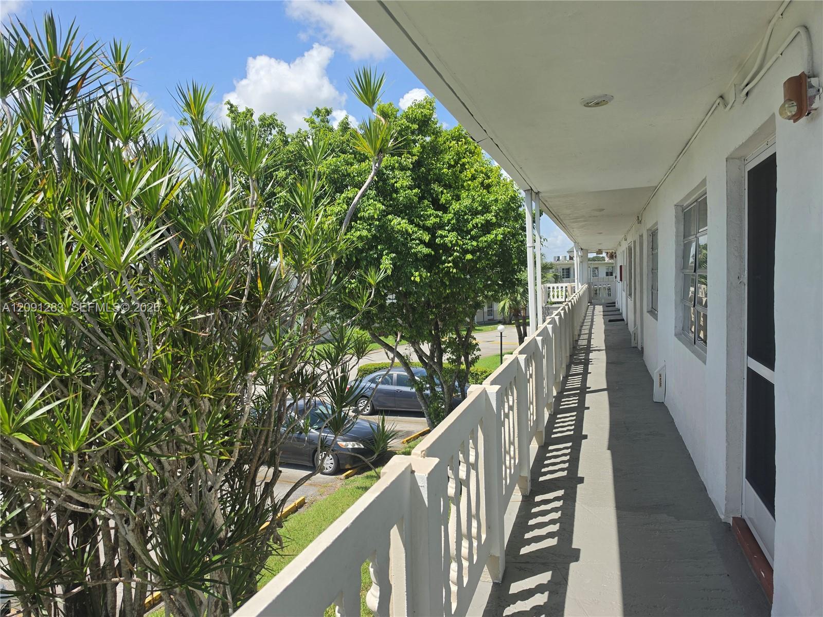 20210 NE 2nd Ave # V30, Miami Gardens FL 33179