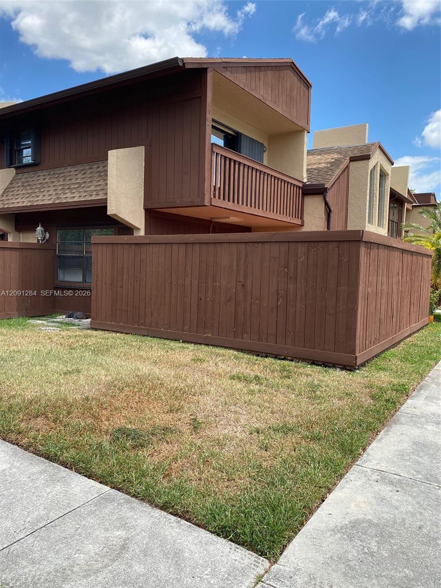 11561 SW 64 ST # B, Miami FL 33173
